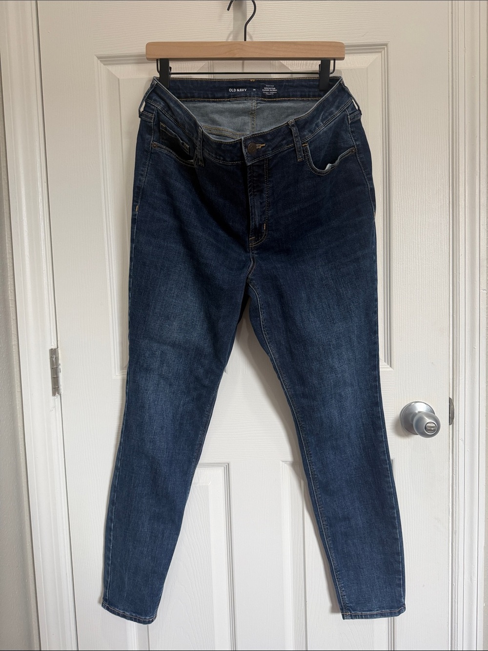 Old Navy Women's high-rise rockstar super Skinny Jeans